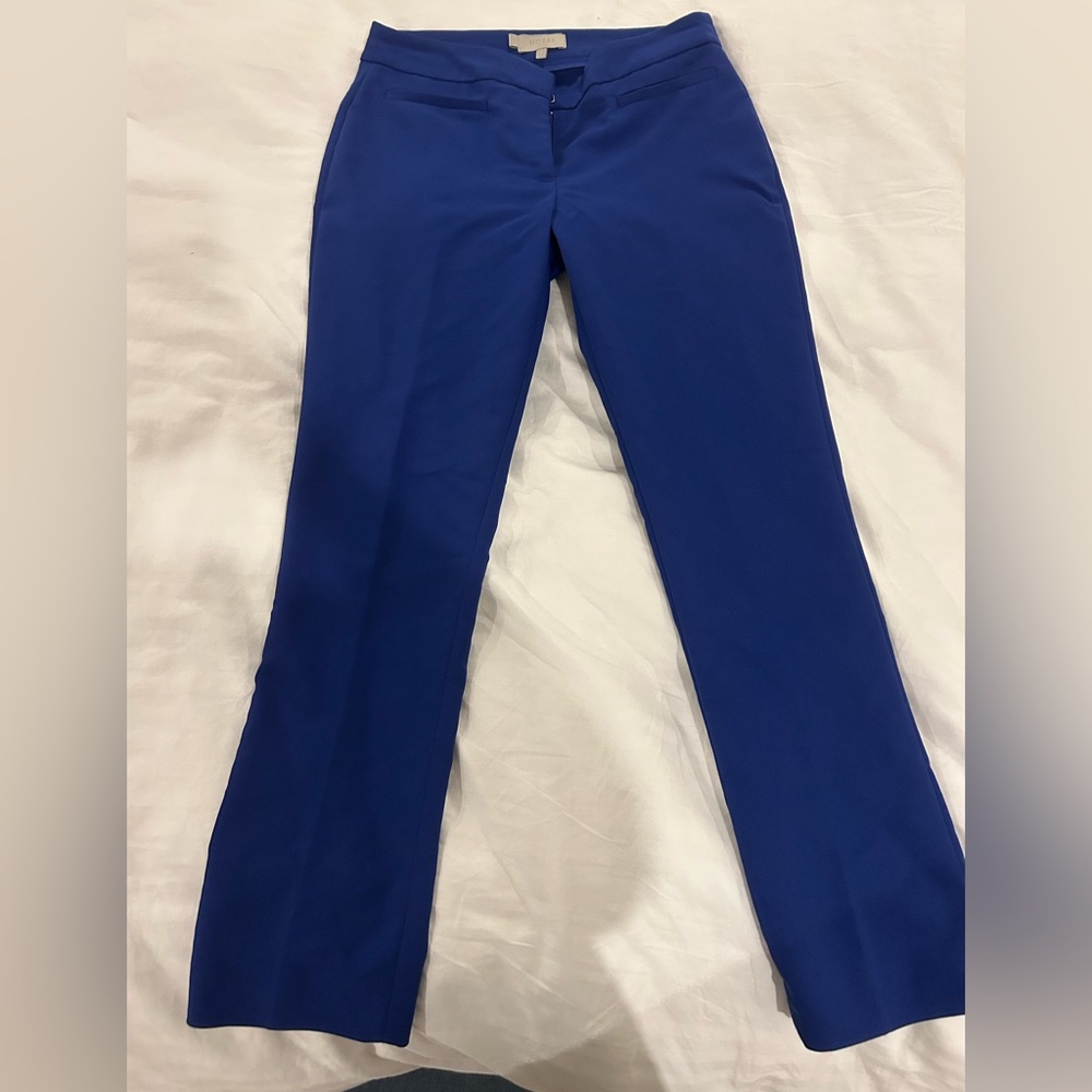 Straight leg pants. In excellent condition, perfect for work.